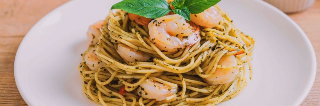 ¿Cómo preparar spaghetti con camarones?