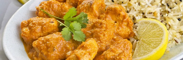 ¿Cómo cocinar pechuga de pavo al curry?