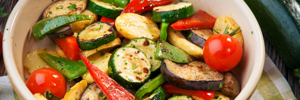 ¿Cómo preparar ensalada de vegetales rostizados ?